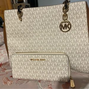 Michael Kors purse and wallet